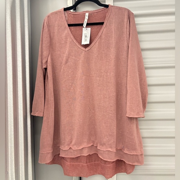 NY Collection Tops - Women's Pink V-Neck Top